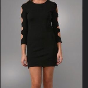 2x HOSTPICK Alice + Olivia cutout‎ black dress